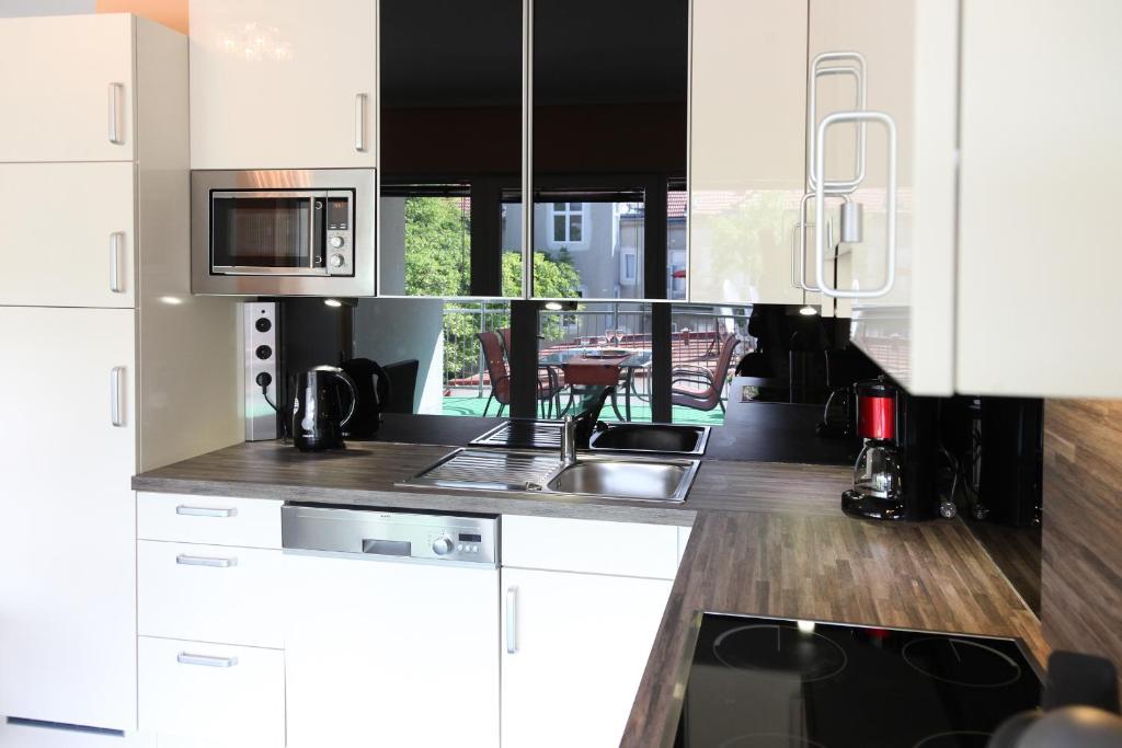 3 Rooms Sunny Apartments-Schoenbrunn, 100M2 With Balcony Vienna Luaran gambar