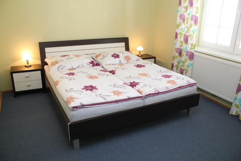 3 Rooms Sunny Apartments-Schoenbrunn, 100M2 With Balcony Vienna Bilik gambar
